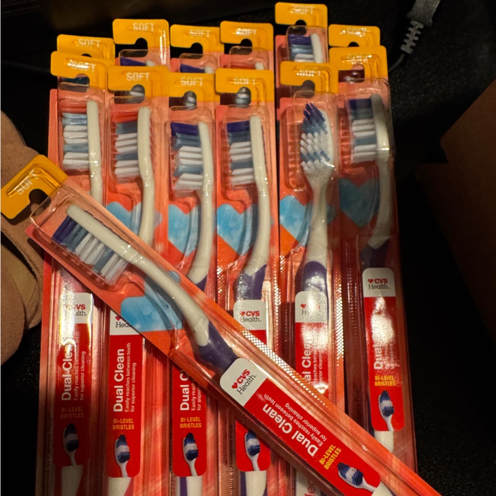 18 CVS Dual Clean Toothbrush - Soft